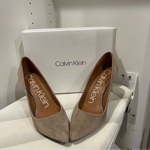 Calvin Klein suede pumps.